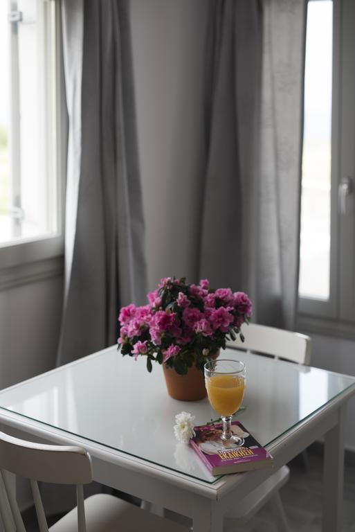 Rose Suites Vourvoulos Ngoại thất bức ảnh